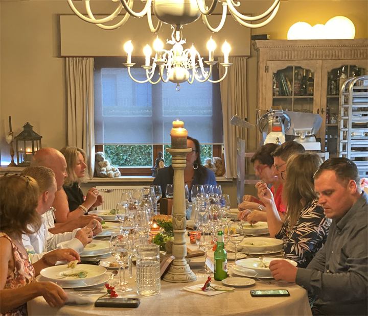 Dining With 10 – One Table bij Food@Home — foto 18 van 24