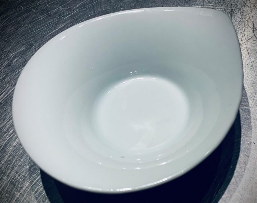 Wit schaaltje, diameter 10 cm
